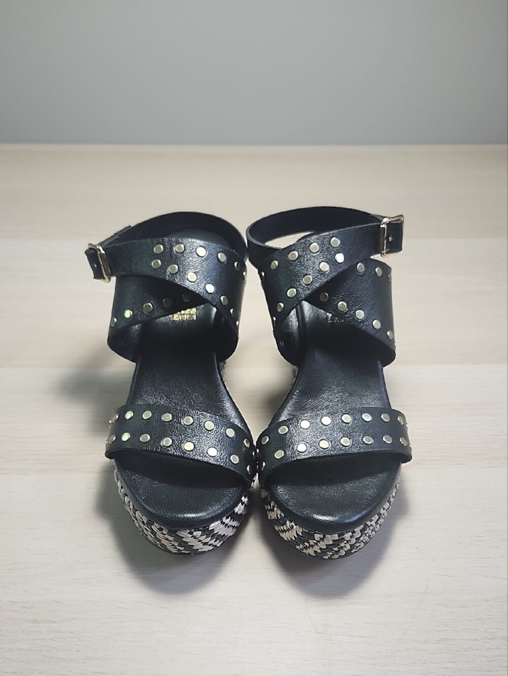 LOTTINI Made in Italy leather studded wedges sandals - Picture 4 of 14